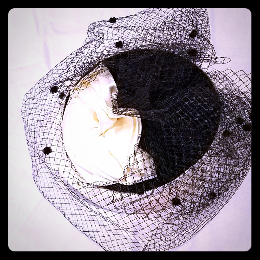 Vintage Black and White Pillbox Hat